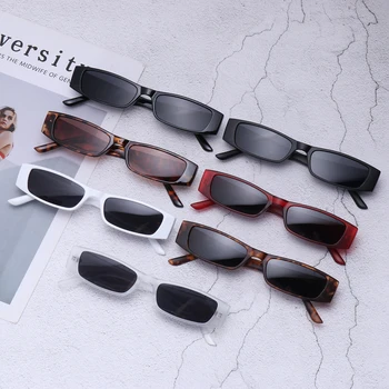 Малки Правоъгълни Слънчеви очила Реколта Квадратни Очила В Малка Рамка Ретро Слънчеви Очила с UV400 Тенденция Дамски Модни Тесни Слънчеви очила